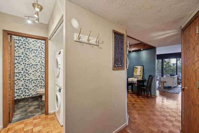 1200 Nicollet Mall 426, Minneapolis, MN 55403