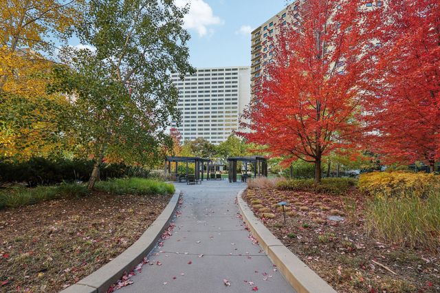 1200 Nicollet Mall 426, Minneapolis, MN 55403