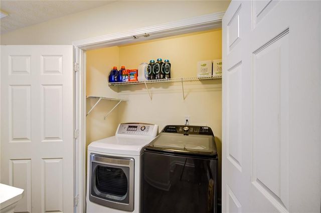 2706 Heathrow Drive, Lawrenceville, GA 30043