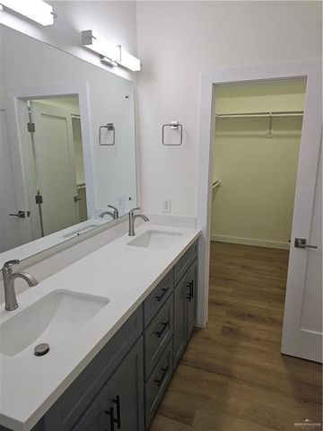 1004 N Trinity Street, Edinburg, TX 78541