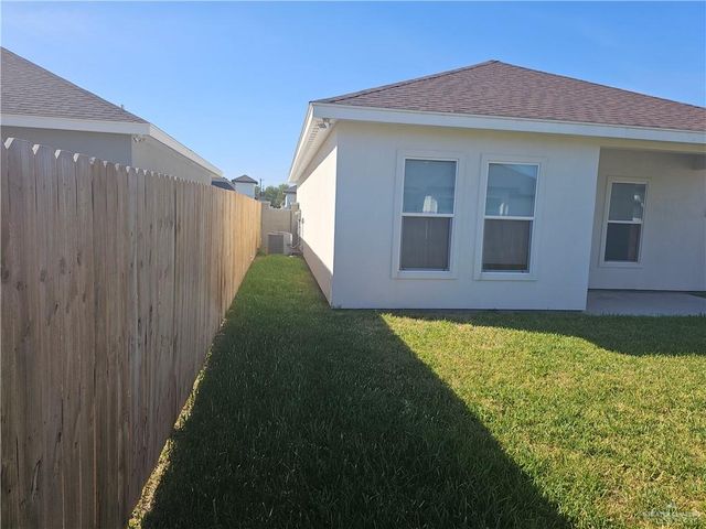 1004 N Trinity Street, Edinburg, TX 78541