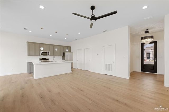 1004 N Trinity Street, Edinburg, TX 78541