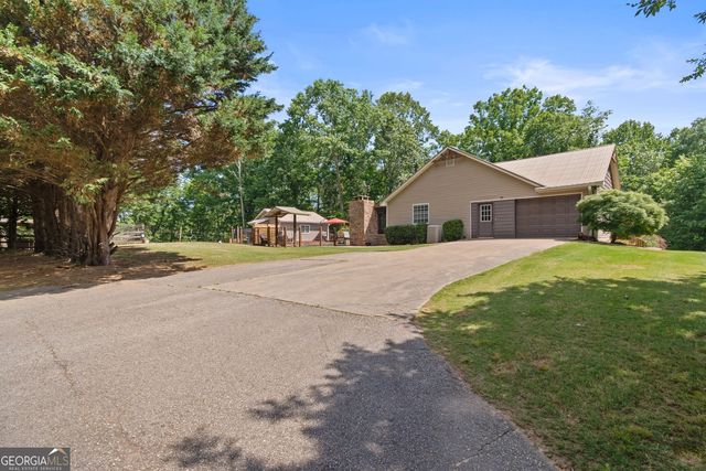 1227 Dry Hollow Road, Dahlonega, GA 30533