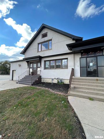 1611 7TH Street, Moline, IL 61264