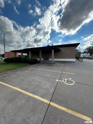 1611 7TH Street, Moline, IL 61264