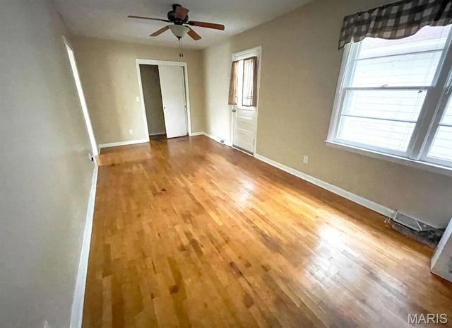 106 W Grant Street, Dexter, MO 63841