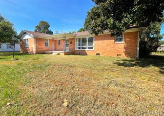 106 W Grant Street, Dexter, MO 63841