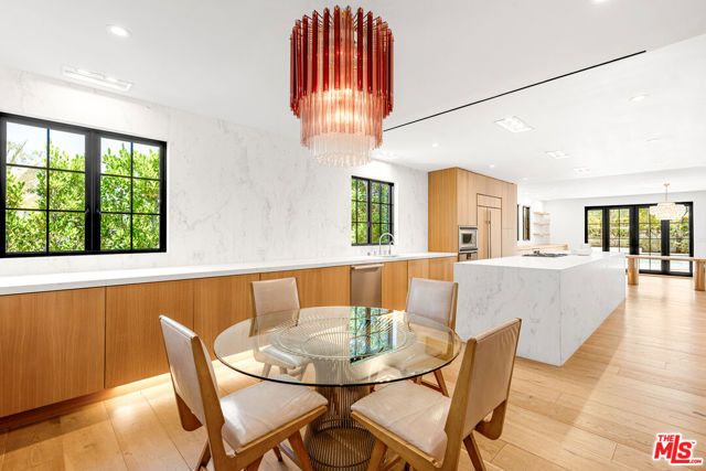 1001 Hanover Drive, Beverly Hills, CA 90210