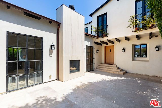 1001 Hanover Drive, Beverly Hills, CA 90210