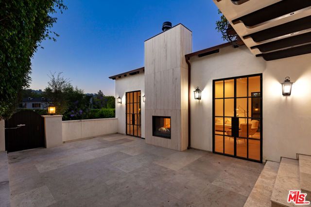 1001 Hanover Drive, Beverly Hills, CA 90210