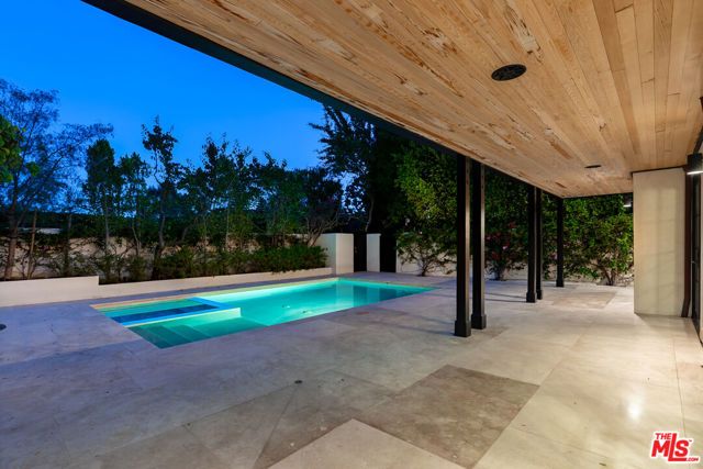 1001 Hanover Drive, Beverly Hills, CA 90210