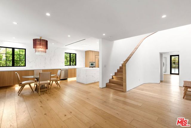 1001 Hanover Drive, Beverly Hills, CA 90210