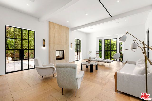 1001 Hanover Drive, Beverly Hills, CA 90210