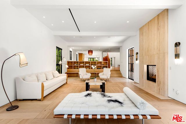 1001 Hanover Drive, Beverly Hills, CA 90210