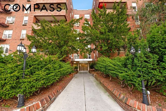 2727 Ocean Parkway C27, New York City, NY 11235