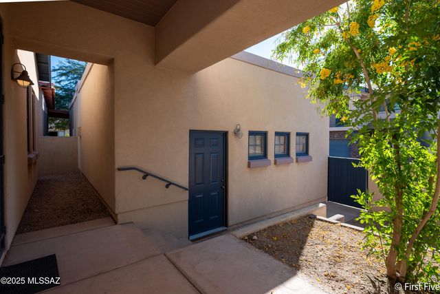 624 E 2nd Street, Tucson, AZ 85705
