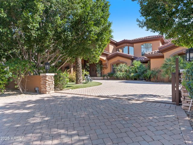 11571 E COCHISE Drive, Scottsdale, AZ 85259