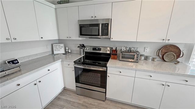5675 East La Campana Drive, Pahrump, NV 89061