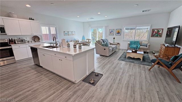 5675 East La Campana Drive, Pahrump, NV 89061