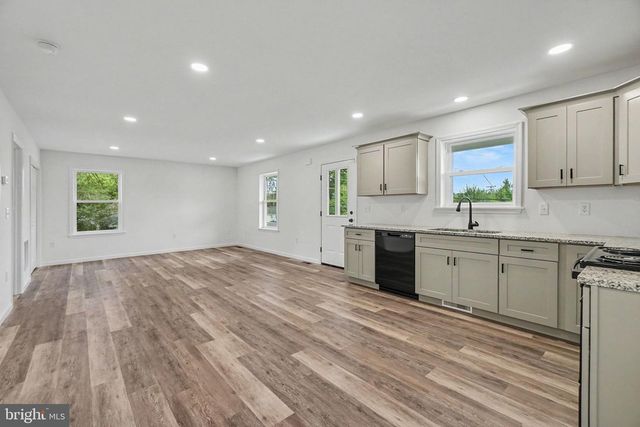 418 ELM ST, Lebanon, PA 17042