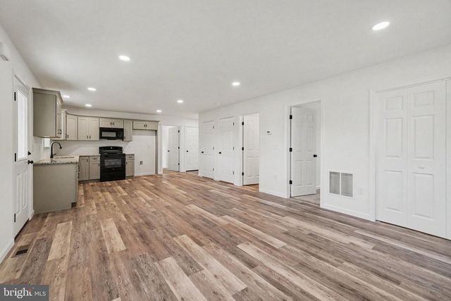 418 ELM ST, Lebanon, PA 17042
