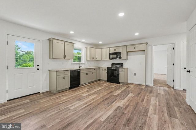 418 ELM ST, Lebanon, PA 17042