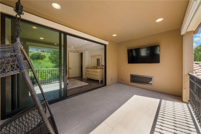 20 Forster, Lake Forest, CA 92630