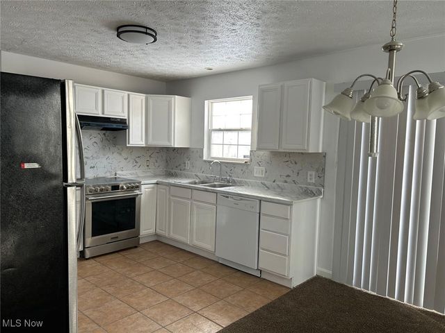 3164 E 130 Street, Cleveland, OH 44120