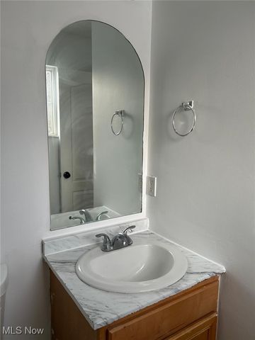 3164 E 130 Street, Cleveland, OH 44120