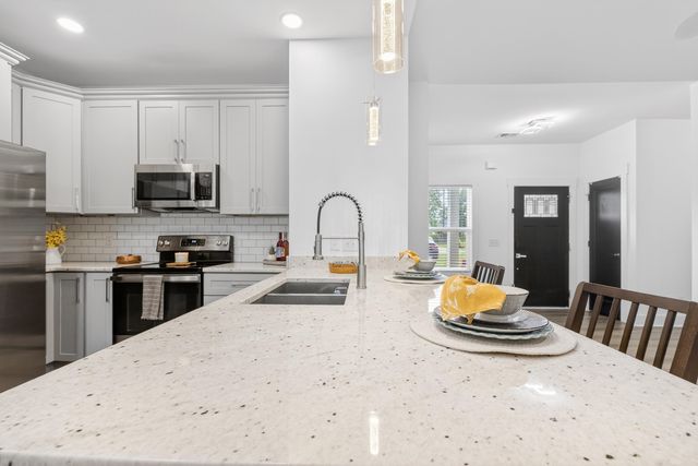 2034 NE Longwood Road, Orangeburg, SC 29118