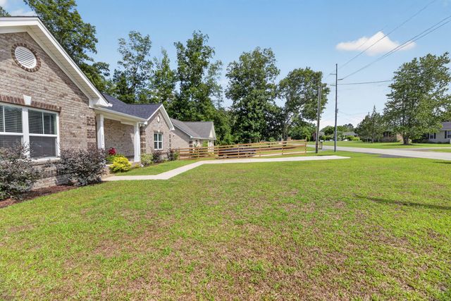 2034 NE Longwood Road, Orangeburg, SC 29118