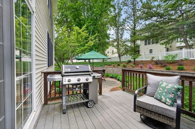 23 Palomino Dr, North Andover, MA 01845
