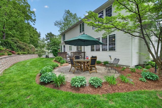 23 Palomino Dr, North Andover, MA 01845