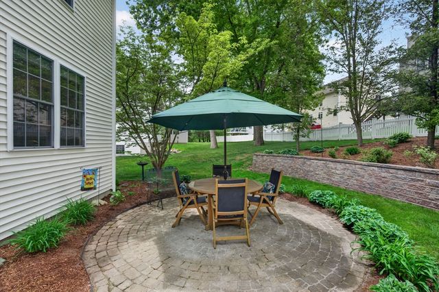 23 Palomino Dr, North Andover, MA 01845