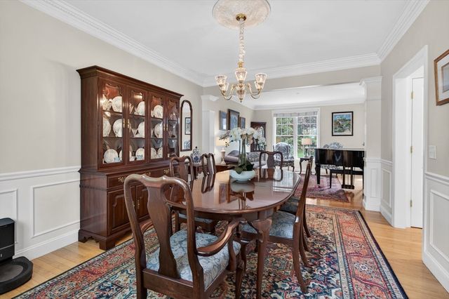 23 Palomino Dr, North Andover, MA 01845