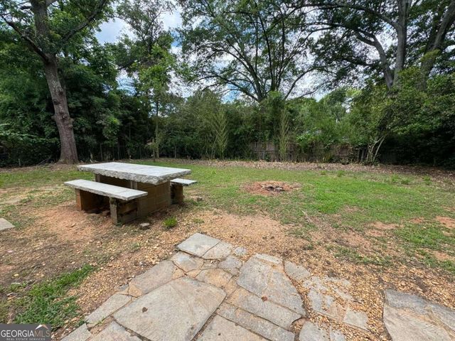 285 Willow Run, Athens, GA 30606