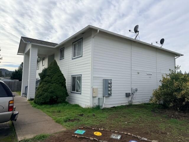 10 Dion Court, Shady Cove, OR 97539