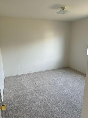 10 Dion Court, Shady Cove, OR 97539