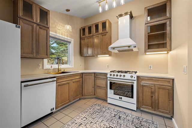 7524 Turnberry Court, Portage, MI 49024