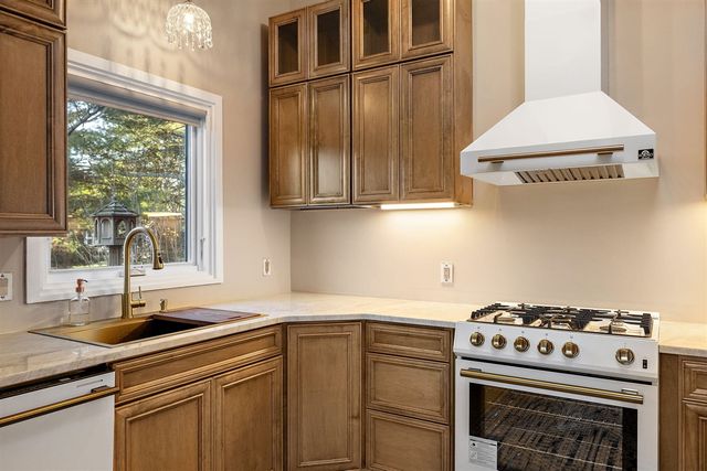 7524 Turnberry Court, Portage, MI 49024