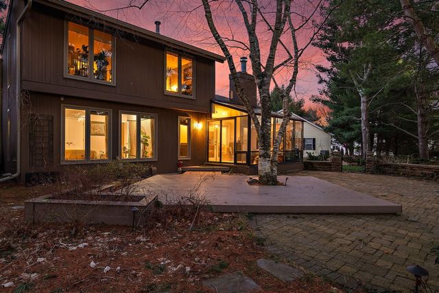 7524 Turnberry Court, Portage, MI 49024