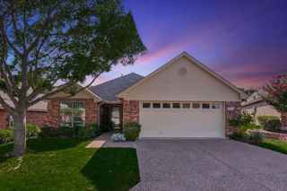 919 Cresthaven Drive 4, Cedar Hill, TX 75104
