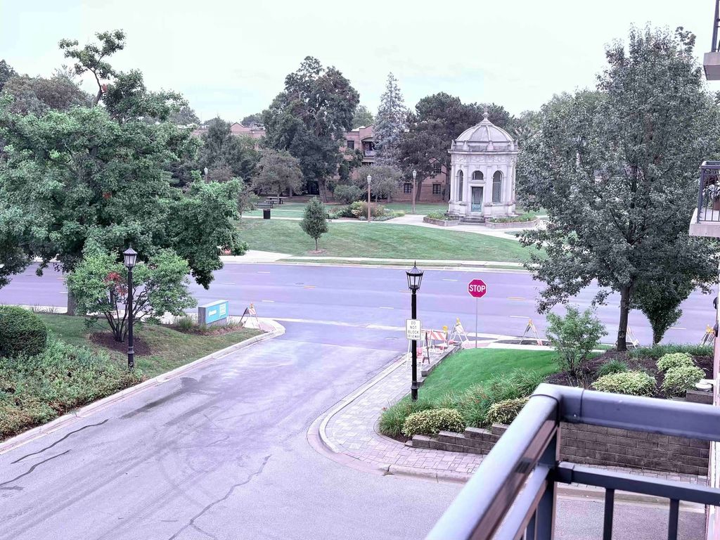 145 S York Street 328, Elmhurst, IL 60126 — photo 5