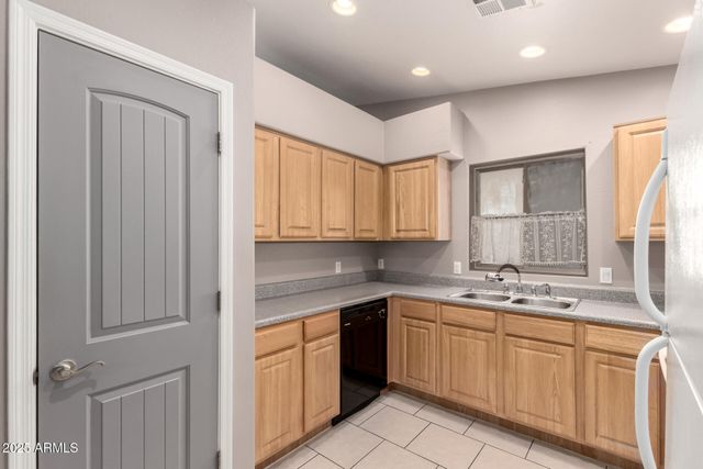 10032 W DEVONSHIRE Drive, Arizona City, AZ 85123