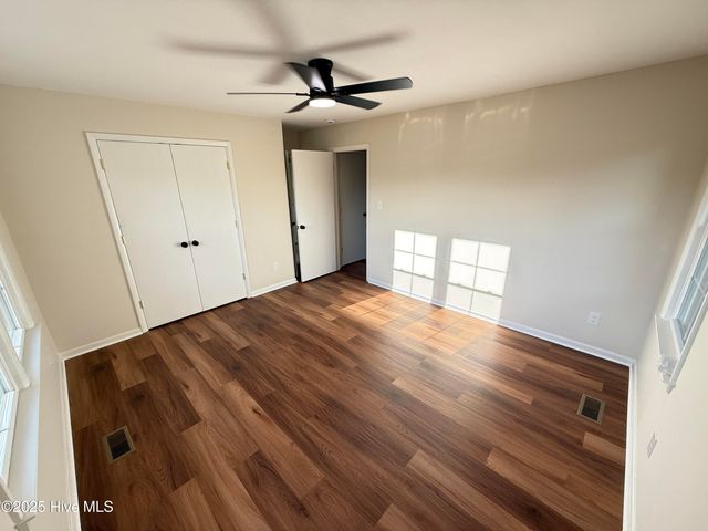 109 Tarheel Drive, Mount Olive, NC 28365