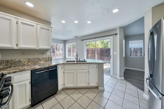 5005 Berisford Pl, Antelope, CA 95843