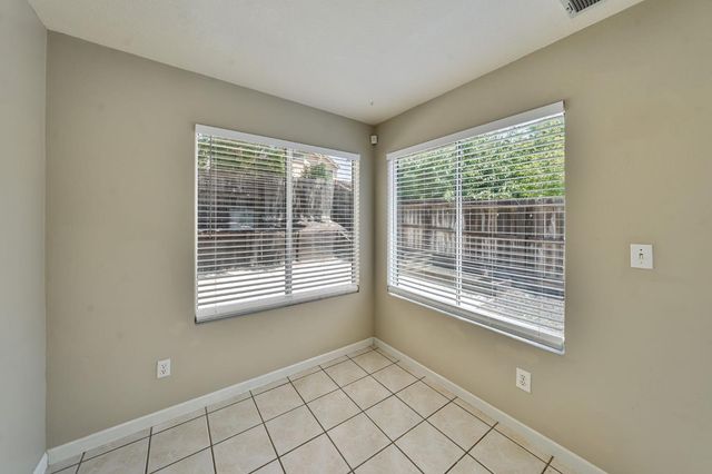 5005 Berisford Pl, Antelope, CA 95843