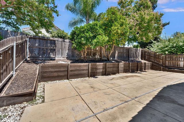 5005 Berisford Pl, Antelope, CA 95843