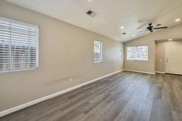 5005 Berisford Pl, Antelope, CA 95843