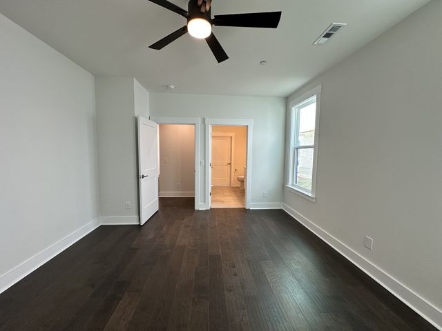 2076 Conductor Ln, Thompsons Station, TN 37179